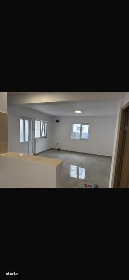 Casă cu 4 camere cu Teren 180 Mp în Central