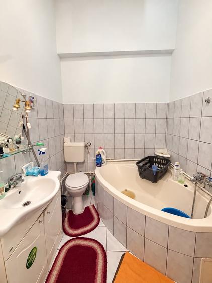 Apartament cu 4 camere în Ultracentral