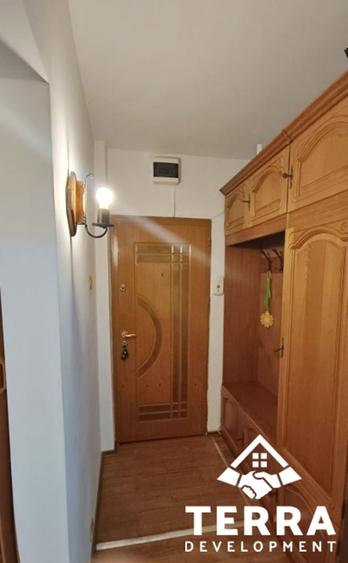 Apartament cu 3 camere decomandat în Inel II