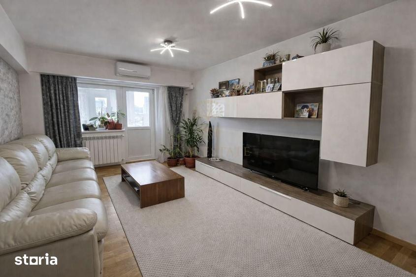 Apartament cu 3 camere decomandat în Decebal