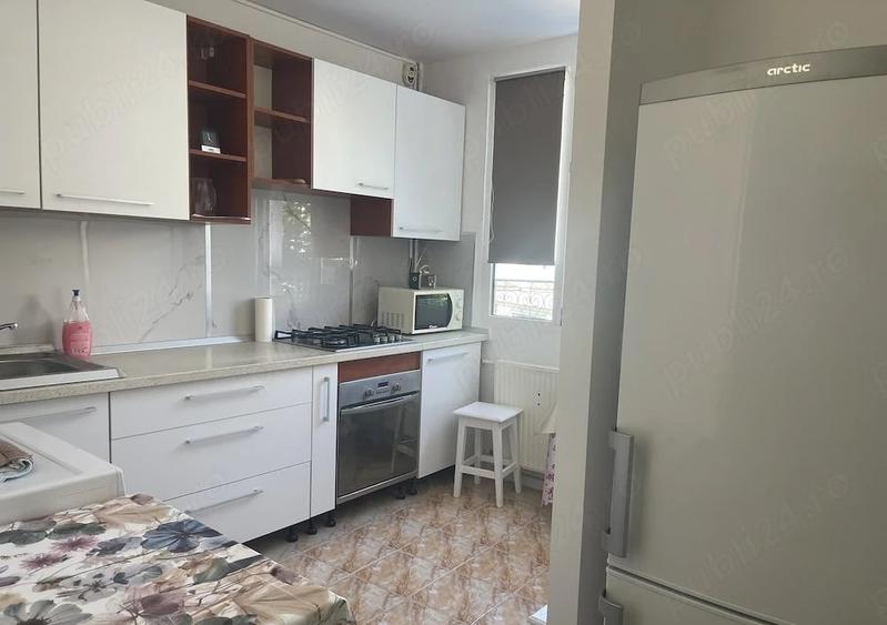 Apartament cu 2 camere, mobilat în Păcii