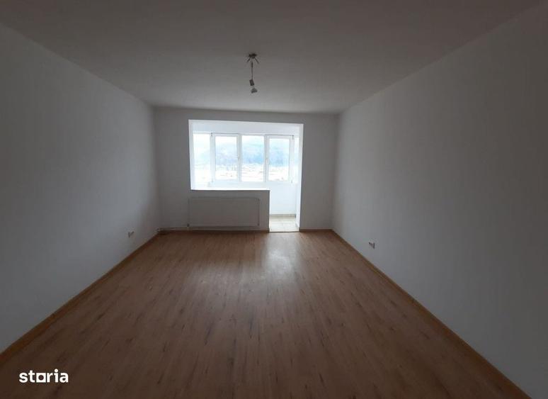 Apartament cu 3 camere în Mărăței