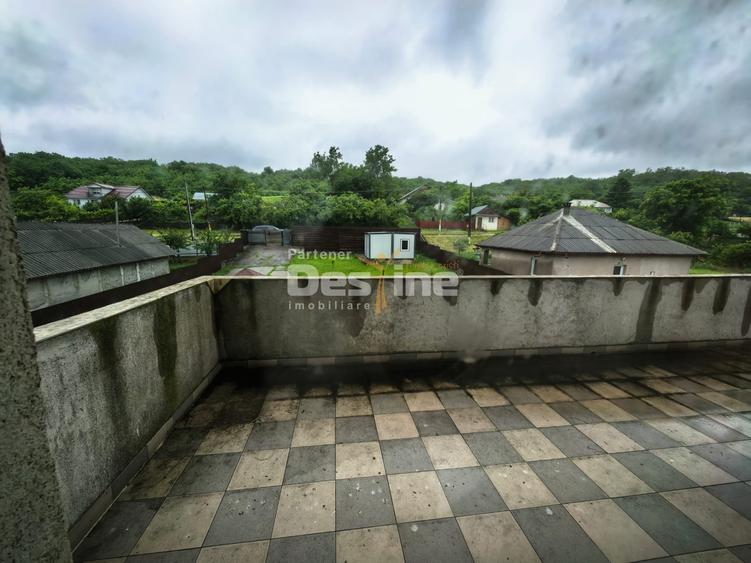 Casă individuală cu 5 camere cu Canalizare în Bălteni