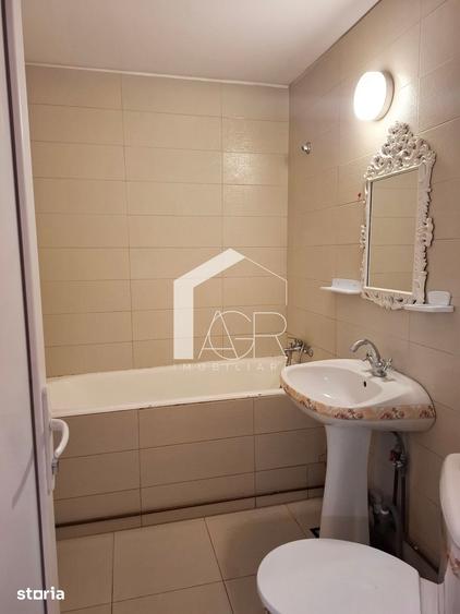 Apartament cu 2 camere semidecomandat în Gheorghe Doja