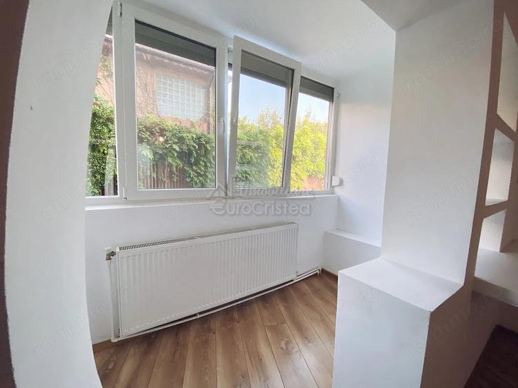 Apartament cu 2 camere semidecomandat în Sud