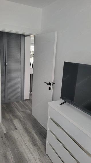De inchiriat apartament cu 2 camere la Papadie, etaj 3, renovat, 500 E - 15