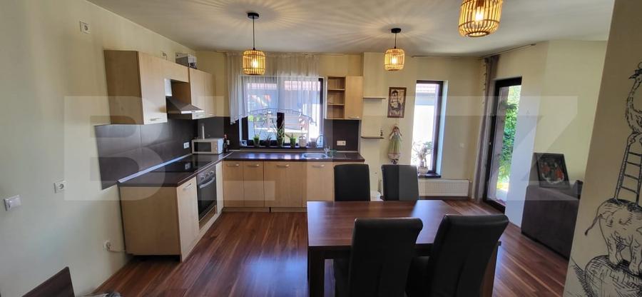 Apartament cu 3 camere semidecomandat, mobilat în Calea Dumbrăvii