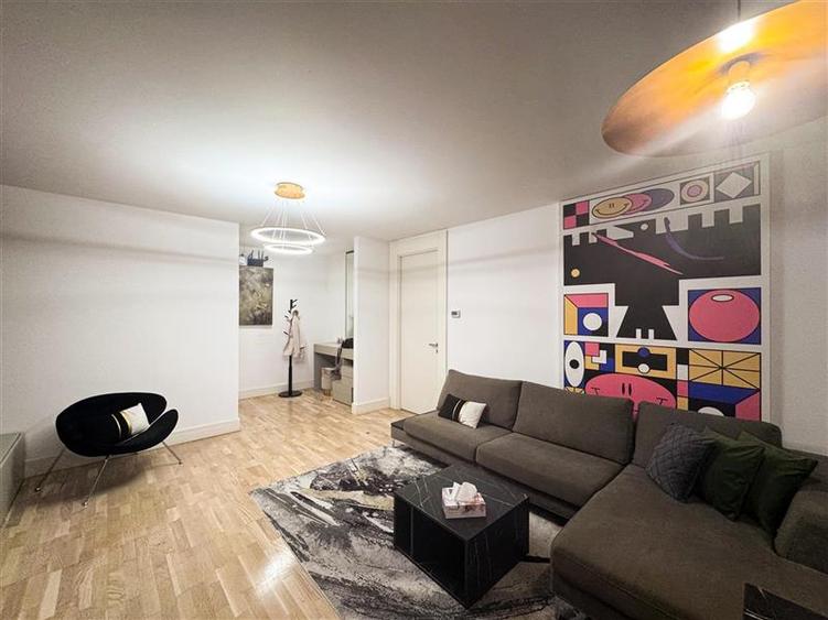 Apartament cu 2 camere semidecomandat, mobilat în Floreasca