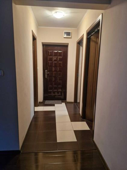 Apartament cu 2 camere decomandat, mobilat în Ultracentral