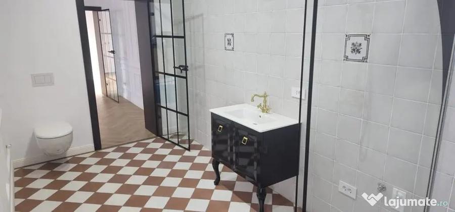Casă cu 2 camere cu Teren 150 Mp în Central