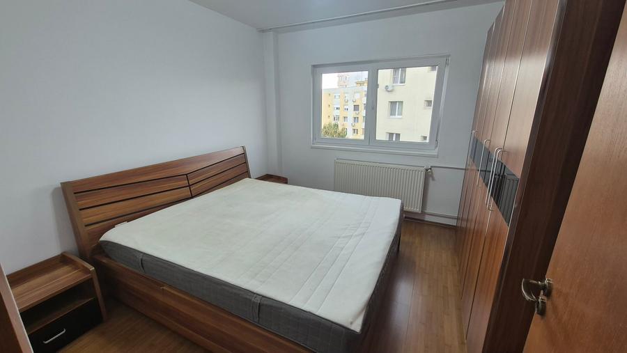 Apartament cu 2 camere decomandat în Lacul Tei