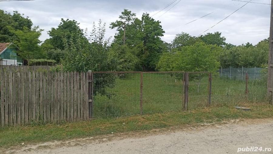 Teren de 790 mp, în Pârscov