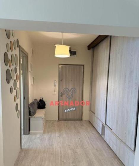 Apartament cu 2 camere, mobilat în Titan