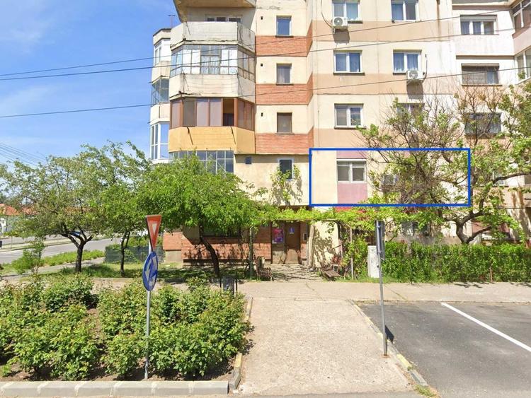 Vand apartament 3 camere, Etaj 1, Str. 1907, Bl. M1 - Calafat - 1