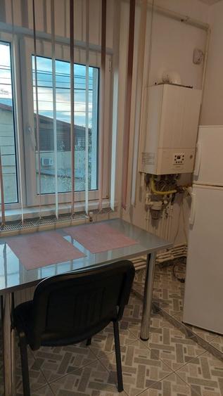Garsonieră decomandată în Lacu