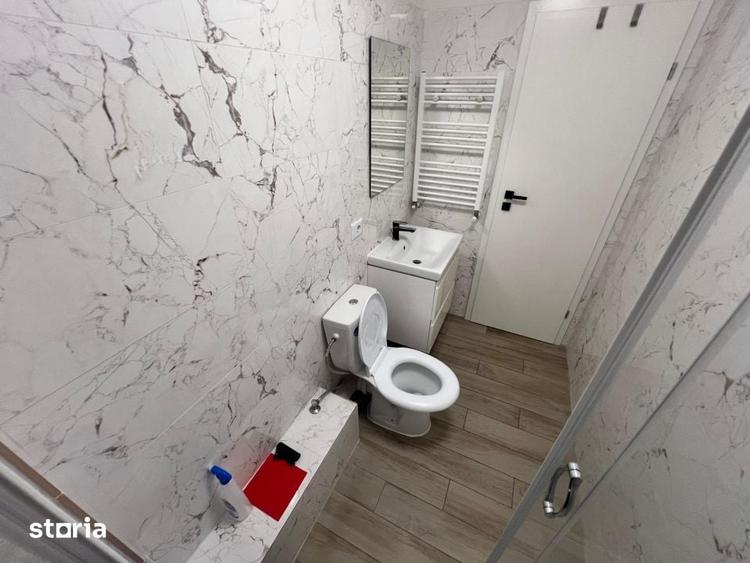 Apartament cu 3 camere semidecomandat în Theodor Pallady