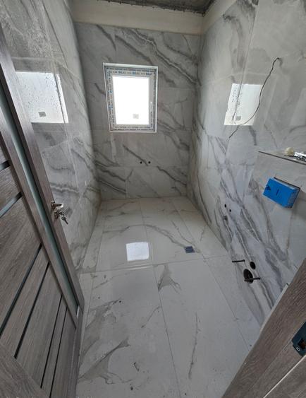 Apartament cu 2 camere decomandat în Haliu