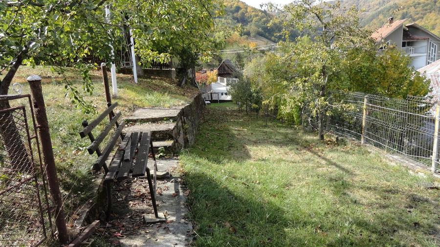Casă individuală cu 4 camere cu Teren 1168 Mp în Baia de Arieș