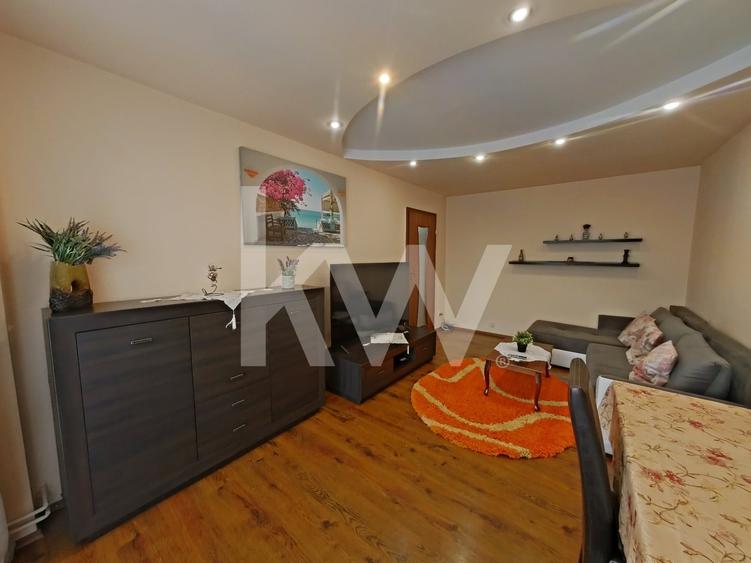 Apartament cu 3 camere decomandat, mobilat în Noua