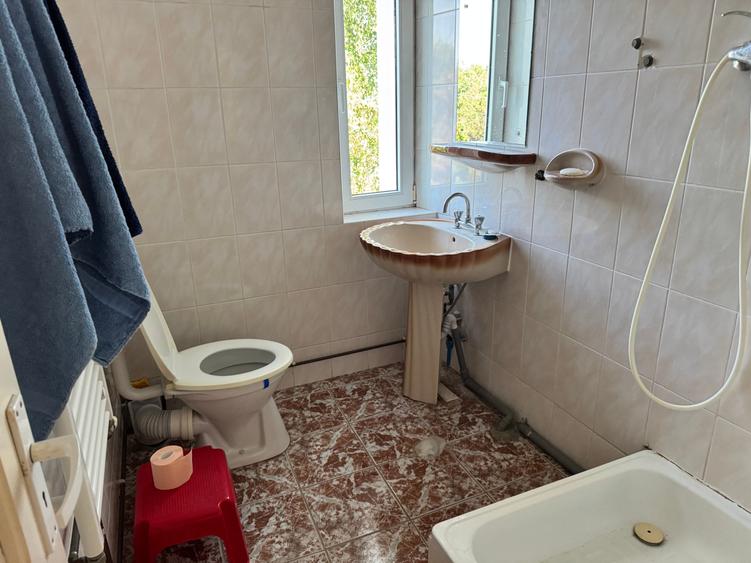 Casă cu 7 camere cu Piscina în Siliștea Snagovului