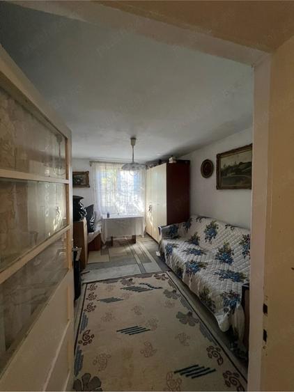 Casă cu 2 camere cu Teren 220 Mp în Schela