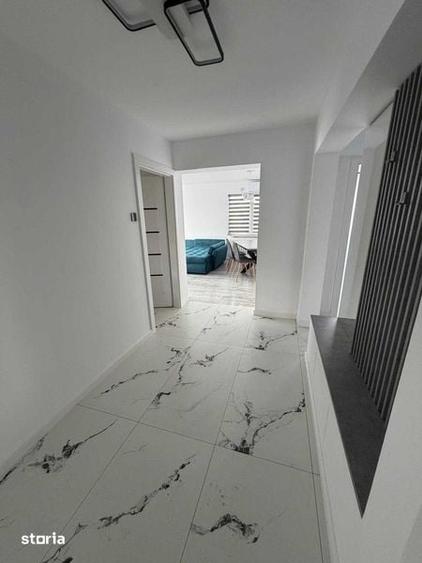 Apartament cu 3 camere decomandat în Dacia