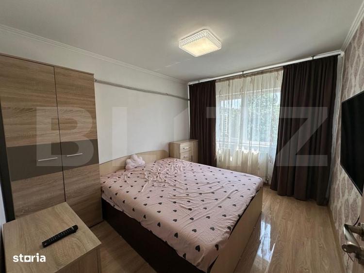 Apartament cu 3 camere decomandat în Rovine