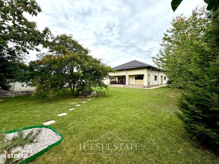 Casă cu 4 camere cu Teren 1078 Mp în Lipănești