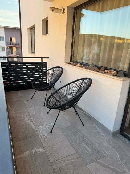 Apartament cu 2 camere decomandat, mobilat în Florești