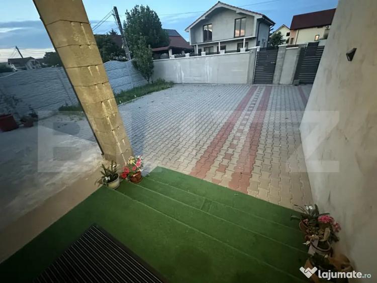 Casă cu 4 camere cu Teren 557 Mp în Păulești