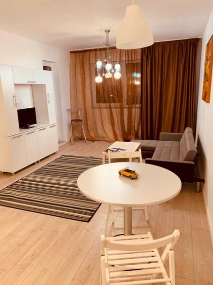 Apartament cu 2 camere semidecomandat în Nord