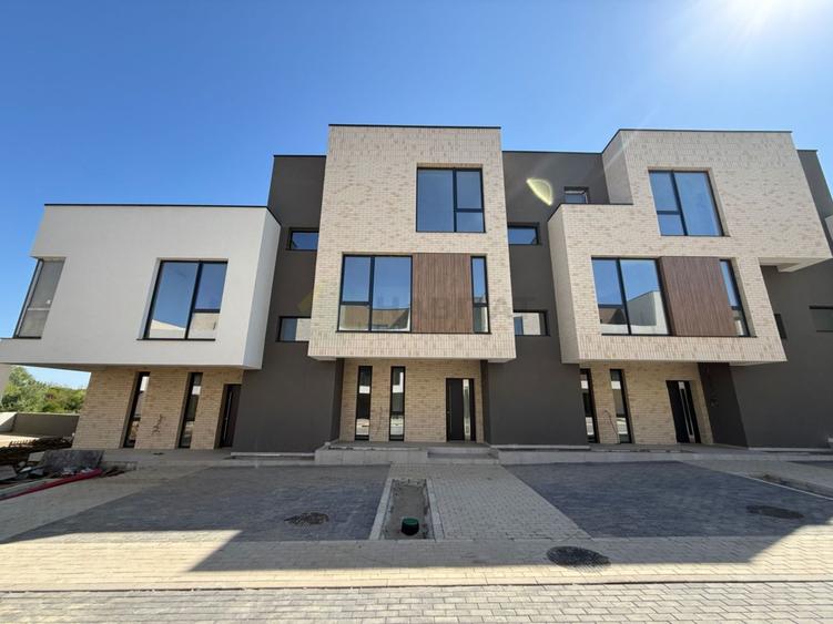 Casă cu 5 camere cu Piscina în Nord