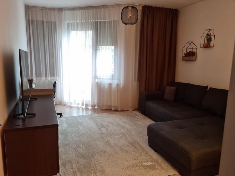 Casă cu 4 camere cu Teren 288 Mp în Central
