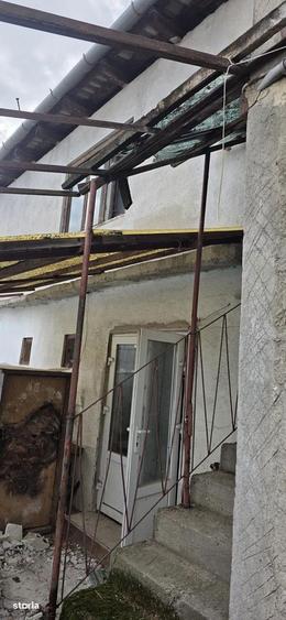 Casă cu Teren 351 Mp în Biharia