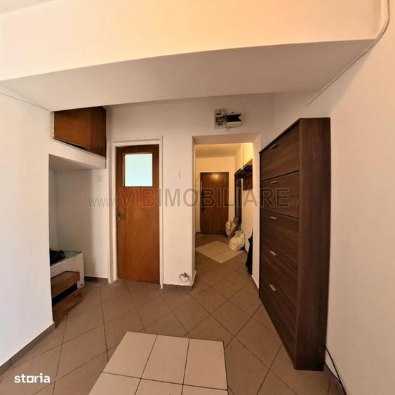 Apartament cu 4 camere decomandat în Amzei