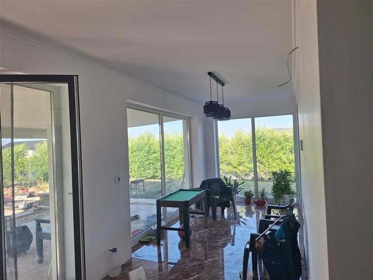 Casă individuală cu 4 camere cu Teren 1300 Mp în Alparea