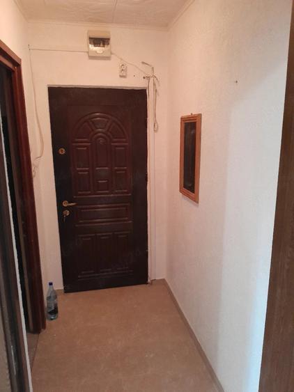 Apartament cu 2 camere semidecomandat în Micro 15