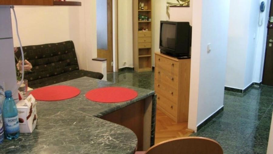 Apartament cu 2 camere decomandat în Colentina