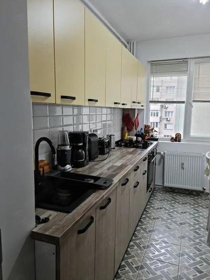 Vand apartament 2 camere , decomandat, 52.94mp, Sector 3, Bucure?ti, Piata 1 Decembrie1918 - 5
