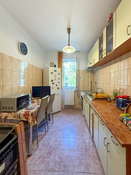 Apartament cu 2 camere semidecomandat în Tomis II
