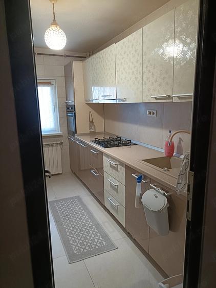 Garsonieră decomandată în Central