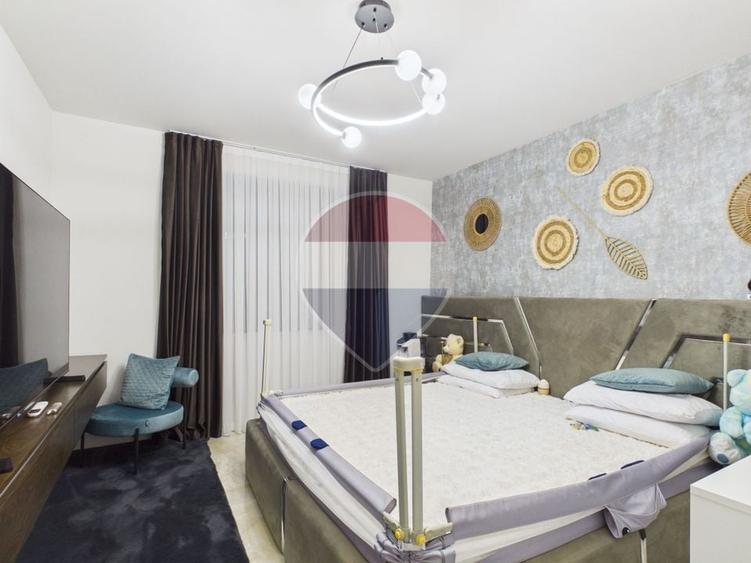 Casă individuală cu 4 camere cu Piscina în Berceni