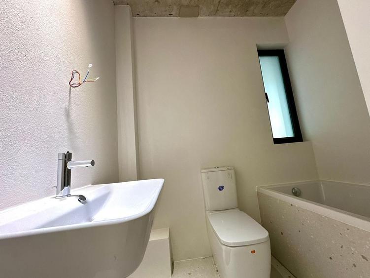 Apartament cu 3 camere decomandat în Dorobanți