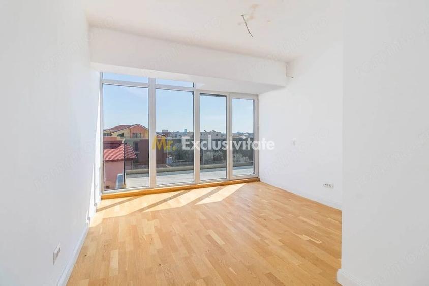 Apartament cu 4 camere decomandat în Sisești