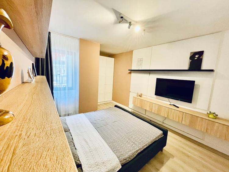 Apartament cu 2 camere decomandat, mobilat în Torontalului