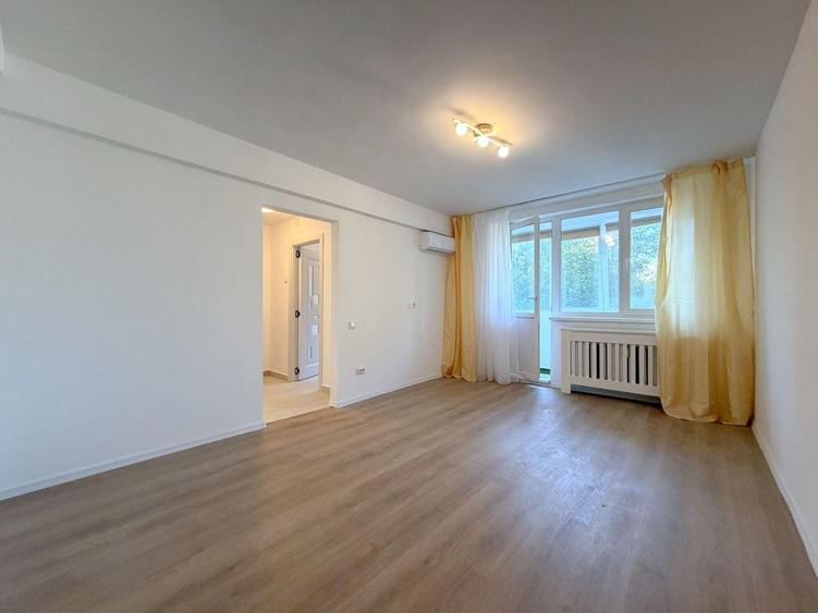 Apartament cu 3 camere semidecomandat, mobilat în Grivița