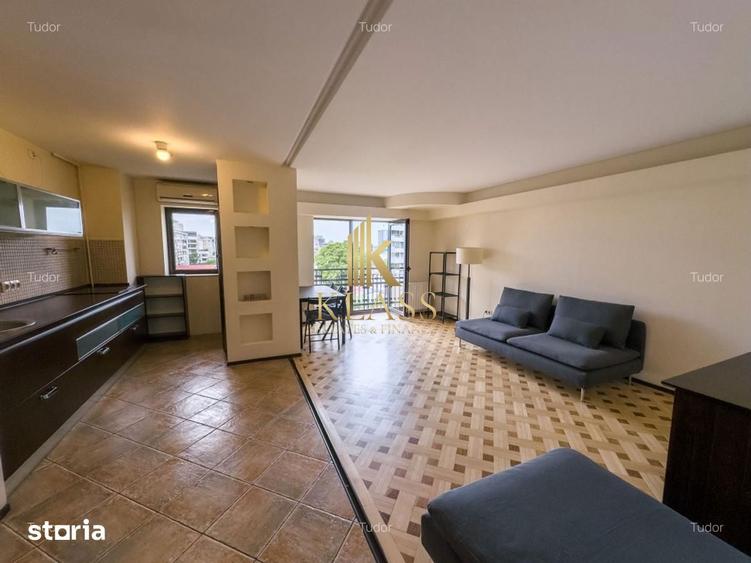 Apartament cu 3 camere decomandat, mobilat în Centrul Civic