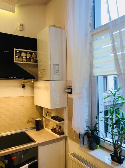 Apartament exclusivist în clădire istorică – 100 mp, 3 camere, Central - 7