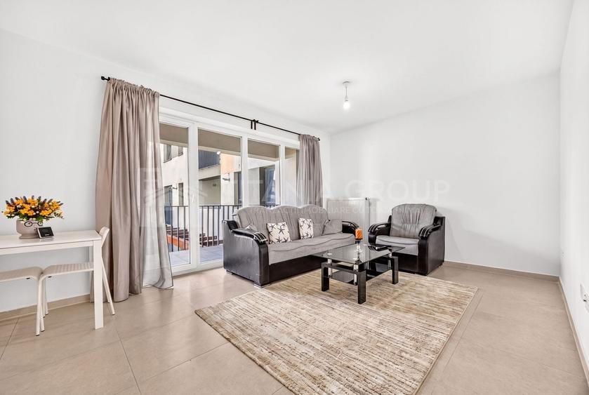 Apartament cu 2 camere semidecomandat, mobilat în Tractorul