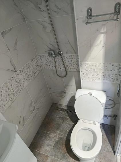 Garsonieră decomandată în Lahovari